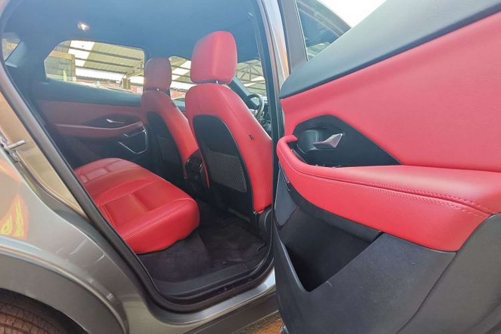 Used Jaguar E-PACE 2024 All-New R-DYNAMIC S Sport Edition Interior 3
