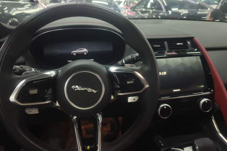 Used Jaguar E-PACE 2024 All-New R-DYNAMIC S Sport Edition Interior 3