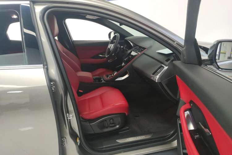 Used Jaguar E-PACE 2024 All-New R-DYNAMIC S Sport Edition Right Front Seat