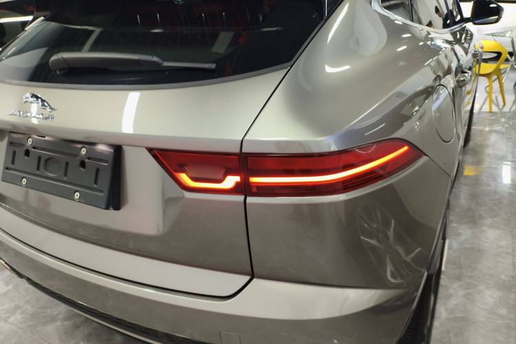 Used Jaguar E-PACE 2024 All-New R-DYNAMIC S Sport Edition Right Rear Taillight