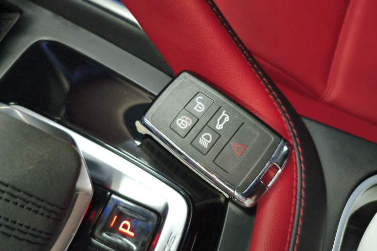 Used Jaguar E-PACE 2024 All-New R-DYNAMIC S Sport Edition Vehicle Key