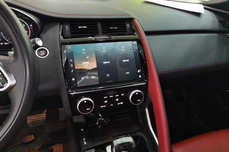 Used Jaguar E-PACE 2024 All-New R-DYNAMIC S Sport Edition Audio And AC Panel