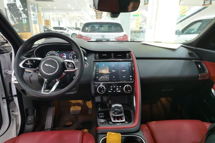 Used Jaguar E-PACE 2024 All-New R-DYNAMIC S Sport Edition Center Console