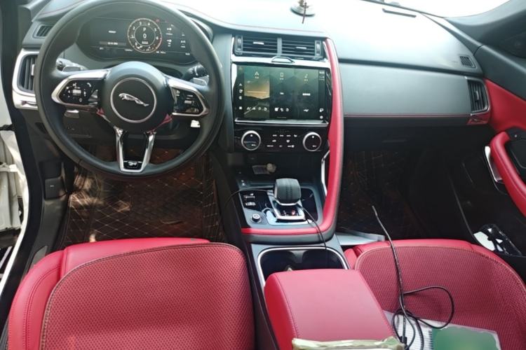 Used Jaguar E-PACE 2024 All-New R-DYNAMIC S Sport Edition Center Console