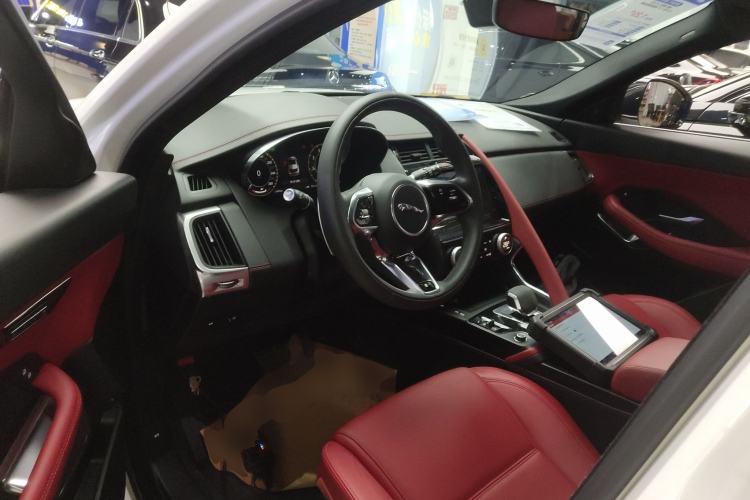 Used Jaguar E-PACE 2024 All-New R-DYNAMIC S Sport Edition Center Console