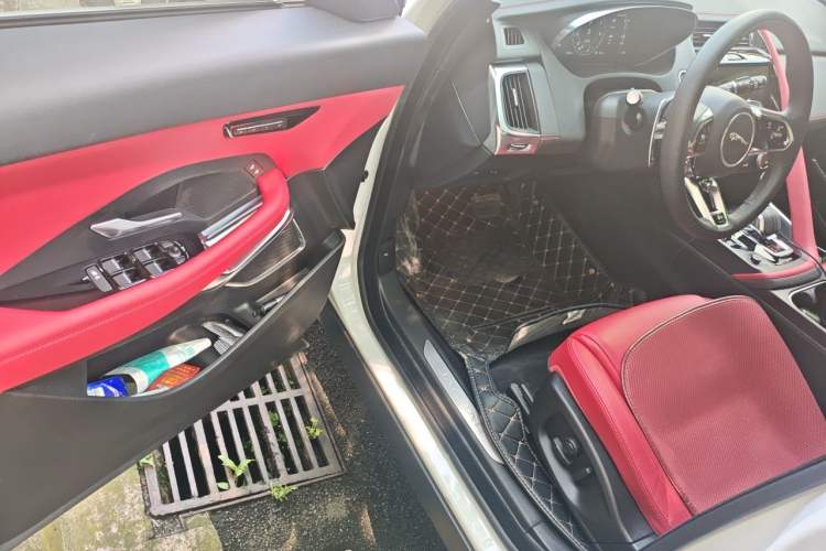 Used Jaguar E-PACE 2024 All-New R-DYNAMIC S Sport Edition Driver Seat