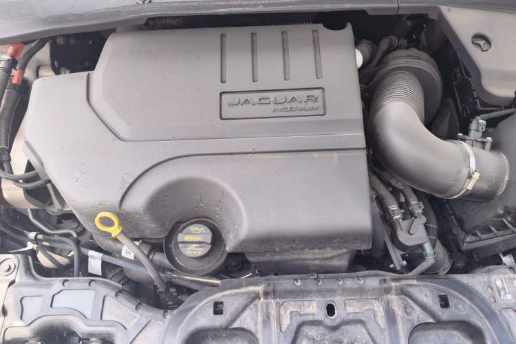 Used Jaguar E-PACE 2024 YAO Black Sport Edition R-DYNAMIC SE BLACK Engine Bay
