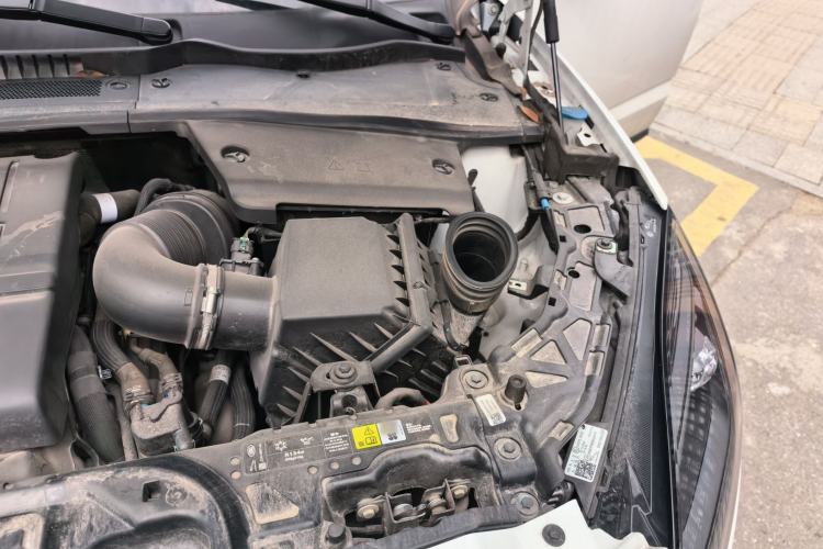 Used Jaguar E-PACE 2024 YAO Black Sport Edition R-DYNAMIC SE BLACK Engine Bay Left