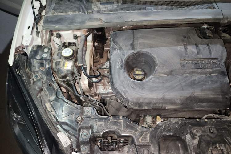 Used Jaguar E-PACE 2024 All-New R-DYNAMIC S Sport Edition Engine Bay Right