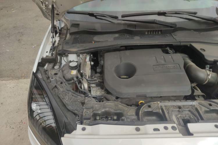 Used Jaguar E-PACE 2024 All-New R-DYNAMIC S Sport Edition Engine Bay Right