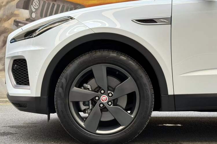 Used Jaguar E-PACE 2024 All-New R-DYNAMIC S Sport Edition Exterior 3