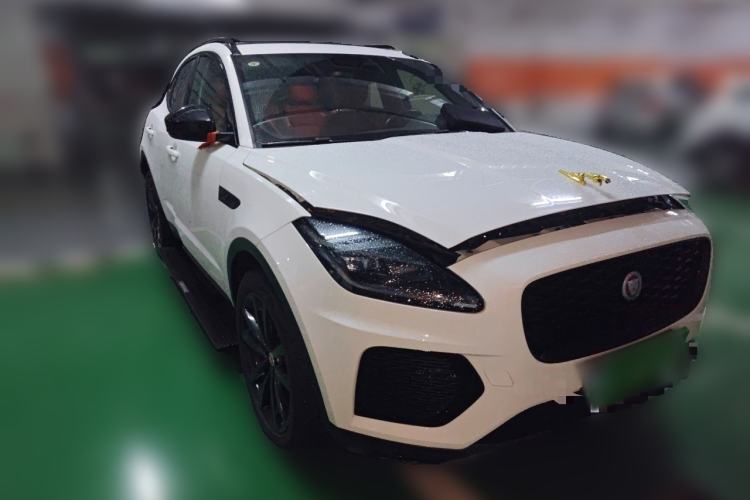 Used Jaguar E-PACE 2024 YAO Black Sport Edition R-DYNAMIC SE BLACK Front Right 45 Deg