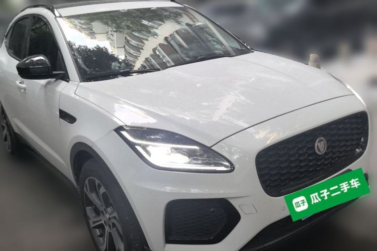 Used Jaguar E-PACE 2024 YAO Black Sport Edition R-DYNAMIC SE BLACK Front Right 45 Deg