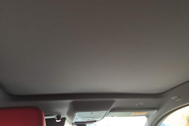 Used Jaguar E-PACE 2024 Youth Sports Edition R-DYNAMIC Headliner