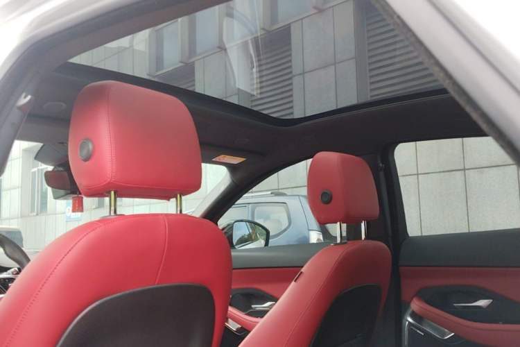 Used Jaguar E-PACE 2024 YAO Black Sport Edition R-DYNAMIC SE BLACK Headliner