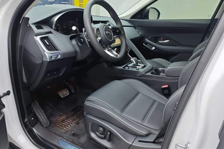 Used Jaguar E-PACE 2024 All-New R-DYNAMIC S Sport Edition Interior 2