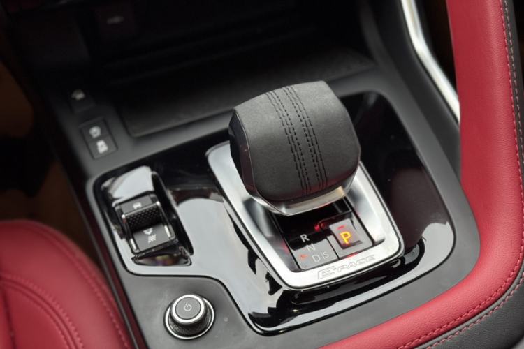 Used Jaguar E-PACE 2024 All-New R-DYNAMIC S Sport Edition Interior 5