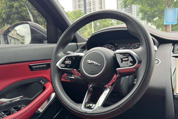 Used Jaguar E-PACE 2024 All-New R-DYNAMIC S Sport Edition Interior 5