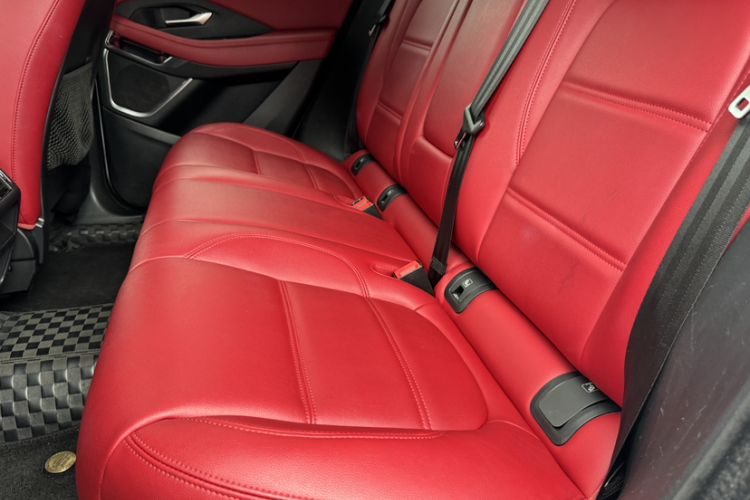Used Jaguar E-PACE 2024 All-New R-DYNAMIC S Sport Edition Interior 7