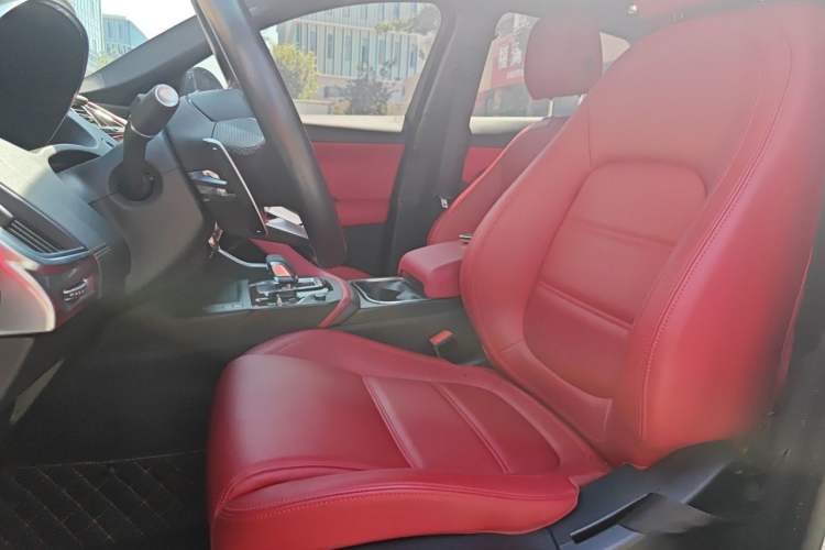 Used Jaguar E-PACE 2024 Youth Sports Edition R-DYNAMIC Left Front Seat