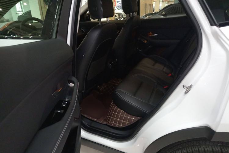 Used Jaguar E-PACE 2024 YAO Black Sport Edition R-DYNAMIC SE BLACK Left Rear Seat