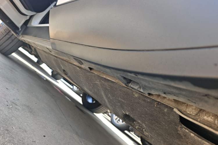 Used Jaguar E-PACE 2024 All-New R-DYNAMIC S Sport Edition Left Side Sill