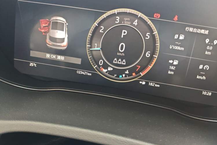 Used Jaguar E-PACE 2024 All-New R-DYNAMIC S Sport Edition Odometer Close Up