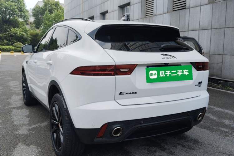 Used Jaguar E-PACE 2024 YAO Black Sport Edition R-DYNAMIC SE BLACK Rear Left 45 Deg