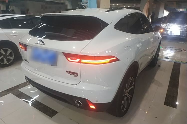 Used Jaguar E-PACE 2024 YAO Black Sport Edition R-DYNAMIC SE BLACK Rear Right 45 Deg