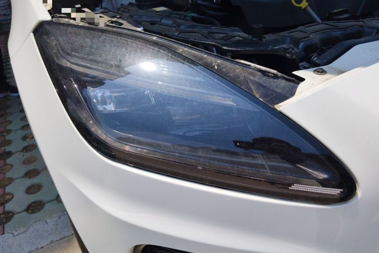 Used Jaguar E-PACE 2024 YAO Black Sport Edition R-DYNAMIC SE BLACK Right Front Headlight