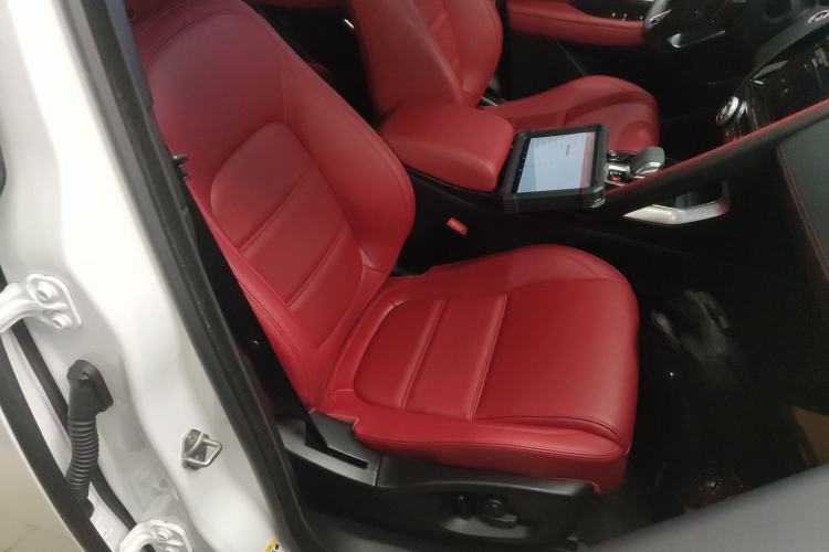 Used Jaguar E-PACE 2024 All-New R-DYNAMIC S Sport Edition Right Front Seat