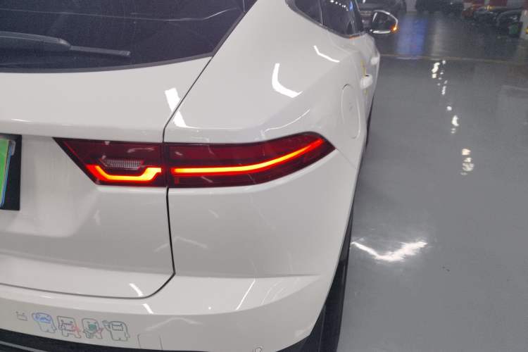 Used Jaguar E-PACE 2024 All-New R-DYNAMIC S Sport Edition Right Rear Taillight