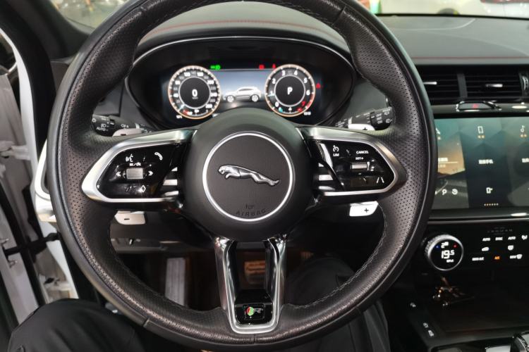 Used Jaguar E-PACE 2024 All-New R-DYNAMIC S Sport Edition Steering Wheel