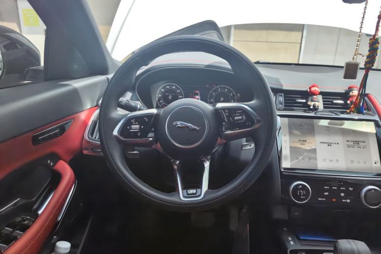 Used Jaguar E-PACE 2024 YAO Black Sport Edition R-DYNAMIC SE BLACK Steering Wheel