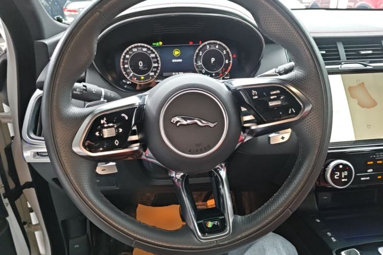 Used Jaguar E-PACE 2024 All-New R-DYNAMIC S Sport Edition Steering Wheel
