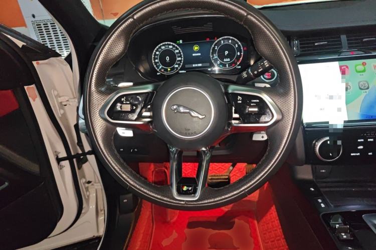 Used Jaguar E-PACE 2024 YAO Black Sport Edition R-DYNAMIC SE BLACK Steering Wheel