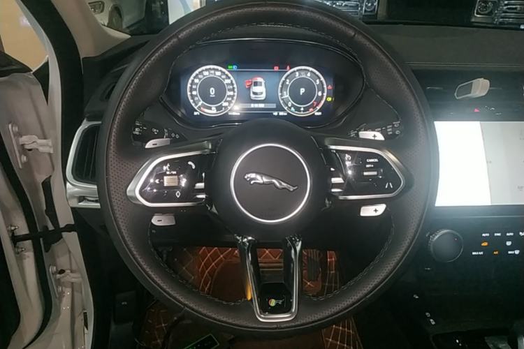 Used Jaguar E-PACE 2024 YAO Black Sport Edition R-DYNAMIC SE BLACK Steering Wheel