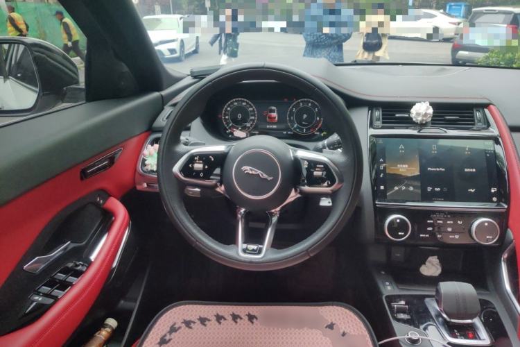 Used Jaguar E-PACE 2024 All-New R-DYNAMIC S Sport Edition Steering Wheel