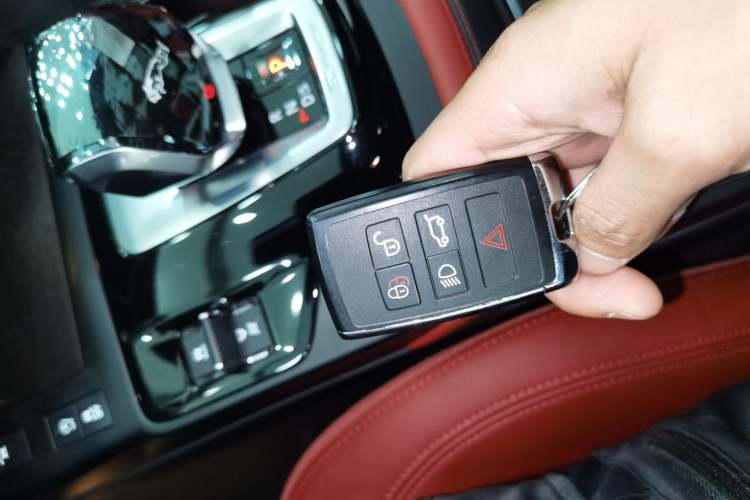 Used Jaguar E-PACE 2024 All-New R-DYNAMIC S Sport Edition Vehicle Key