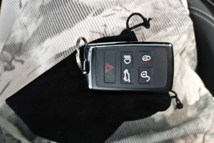 Used Jaguar E-PACE 2024 All-New R-DYNAMIC S Sport Edition Vehicle Key