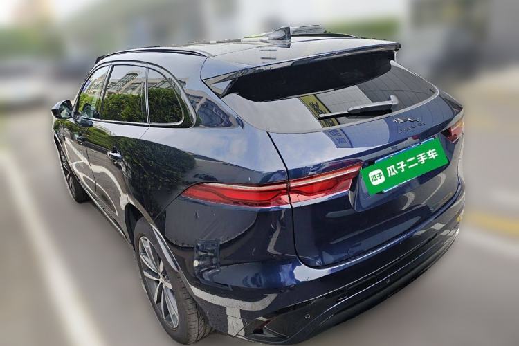 Used Jaguar F-PACE 2024 P250 R-Dynamic SE Rear Left 45 Deg