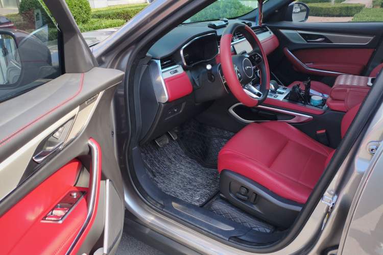 Used Jaguar F-PACE 2024 P250 R-Dynamic SE Driver Seat