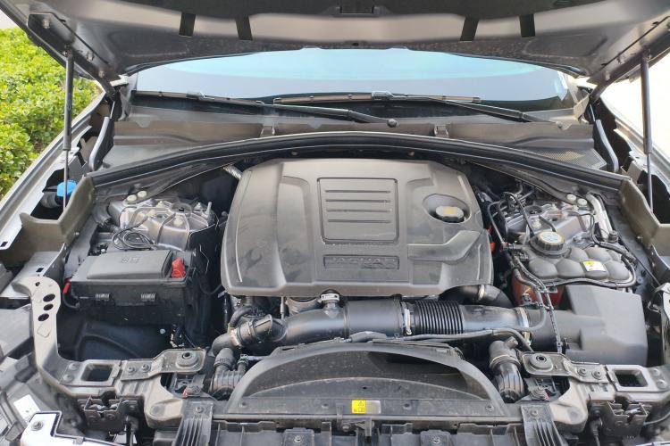 Used Jaguar F-PACE 2024 P250 R-Dynamic SE Engine Bay