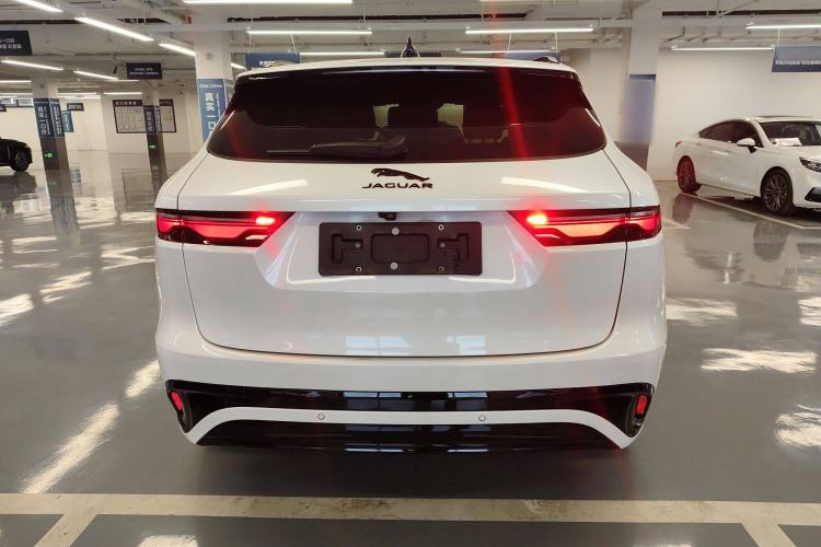 Used Jaguar F-PACE 2024 P250 R-Dynamic SE Rear