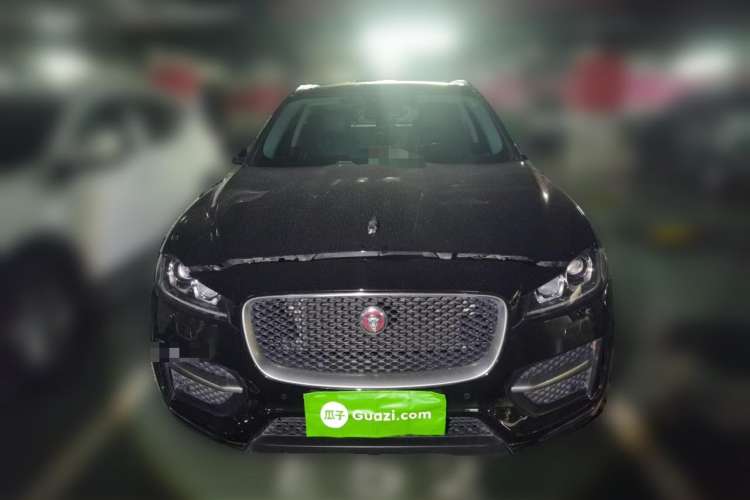 Used Jaguar F-PACE 2016 2.0T Two-Wheel-Drive R-Sport Sport Edition Front