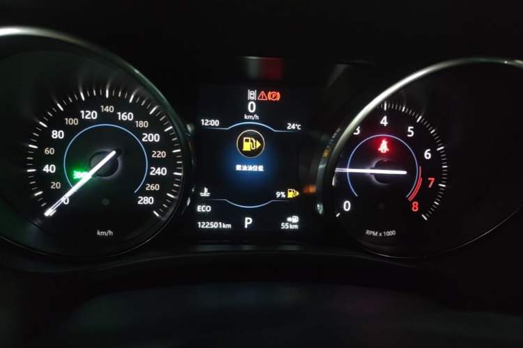 Used Jaguar F-PACE 2016 2.0T Two-Wheel Drive Urban Luxury Edition Instrument Cluster