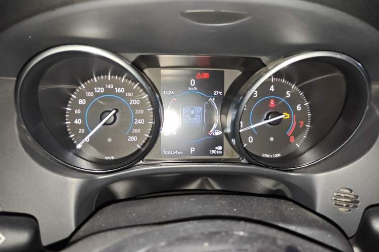 Used Jaguar F-PACE 2016 3.0 SC Four-Wheel Drive R-Sport Sport Edition Instrument Cluster
