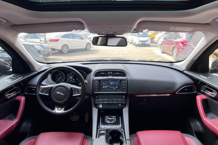 Used Jaguar F-PACE 2016 3.0 SC Four-Wheel Drive R-Sport Sport Edition Interior 1
