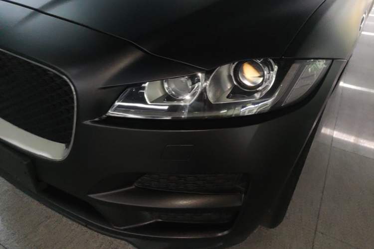 Used Jaguar F-PACE 2016 2.0T Two-Wheel Drive Urban Luxury Edition Left Front Headlight