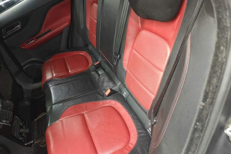 Used Jaguar F-PACE 2016 3.0 SC Four-Wheel Drive R-Sport Sport Edition Left Rear Seat